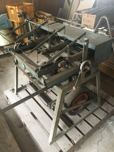 しいたけ  原木  穴あけ機械