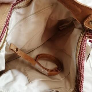新品 大容量のショルダーバッグの画像