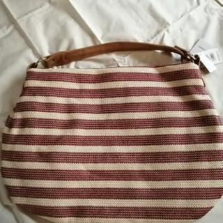 新品 大容量のショルダーバッグ