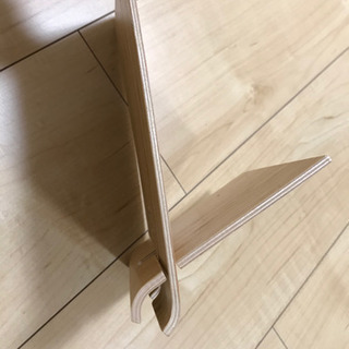 スマホ立ての画像