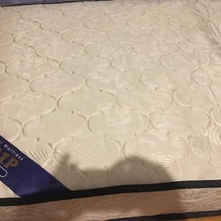 マットレスあげます。