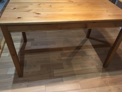ダイニングテーブル IKEA
