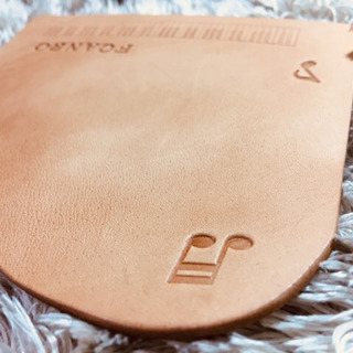 グランドピアノ型 レザーマウスパッド 音譜刻印の画像