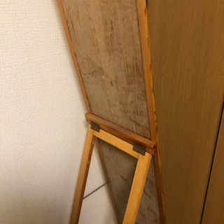 自立型の全身鏡です！10月後半引き取り希望！の画像