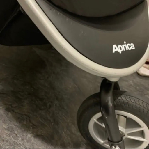 アップリカ ベビーカー レインカバー付き