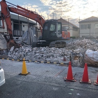 家屋解体工事.住宅基礎工事 建設スタッフの画像