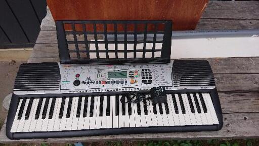 YAMAHA電子キーボード PSR-201