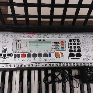 YAMAHA電子キーボード PSR-201の画像