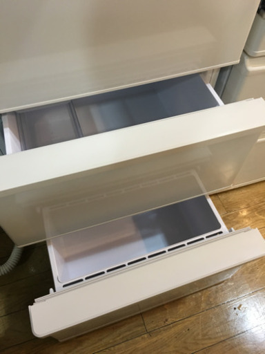 美品 2018年製 AQUA アクア 272L冷蔵庫 オシャレ AQR-27G