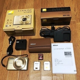 Nikon 　 COOLPIX　ニコン　クールピクス　 S7000　ゴールド