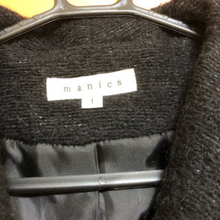 新品同様 マニックスmanics 軽量暖かな上質フーデッドコートの画像