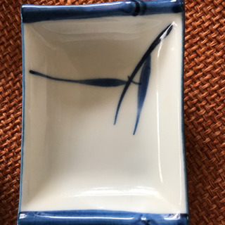 食器  小皿  7個セット  良品の画像