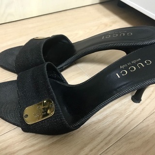 GUCCI サンダル ミュールの画像