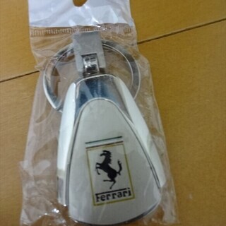 ★未使用★フェラーリ  エンブレムキーホルダー Ferrari ...