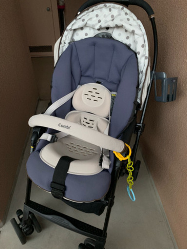 コンビ メチャカルハンディオート4キャス エッグショックHG