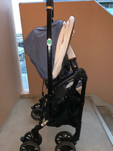 コンビ メチャカルハンディオート4キャス エッグショックHG