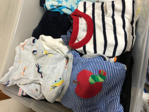 新生児肌着から80サイズくらいまで