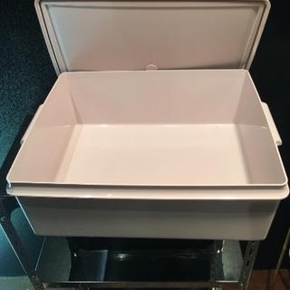 【受付中】希少 レトロデザイン Tupperware タッパーウェア ダスティーピンク 浅型の画像