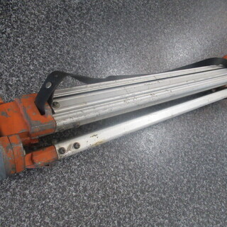 中古 メーカー不明 オートレベル用 三脚 ① 測量 レーザーの画像