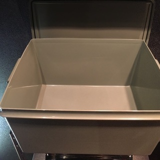 【受付中】希少 レトロデザイン Tupperware タッパーウェア グリーン カーキ 深型の画像