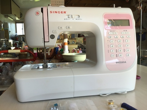 中古  シンガーミシン  現行機種  LEDライト  文字  模様