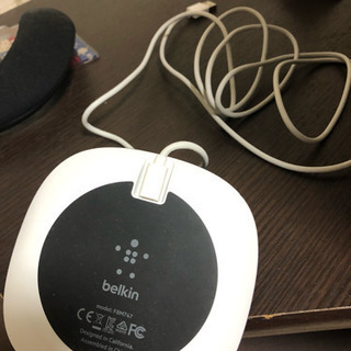 ワイヤレス充電器の画像