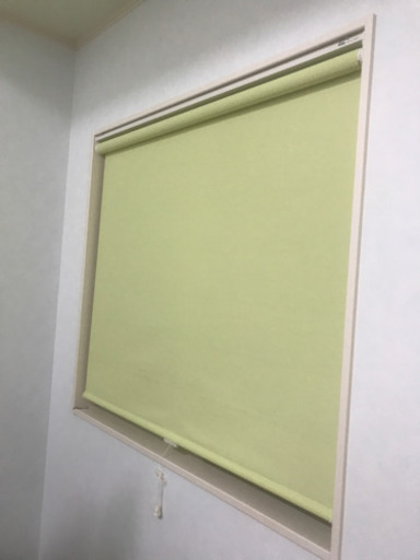 ロールスクリーンカーテン