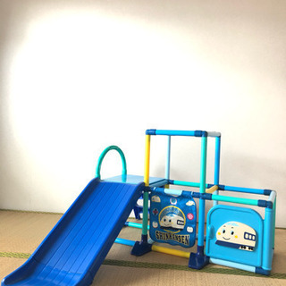 【最終価格】滑り台 ジャングルジム サンリオ すべり台