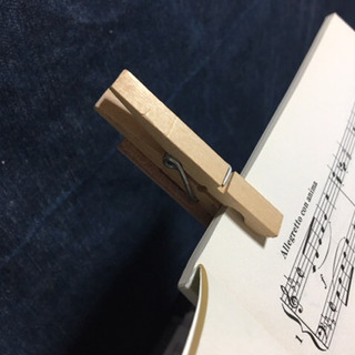 【ネット決済】ピアノ鍵盤 楽譜留めレザークリップの画像