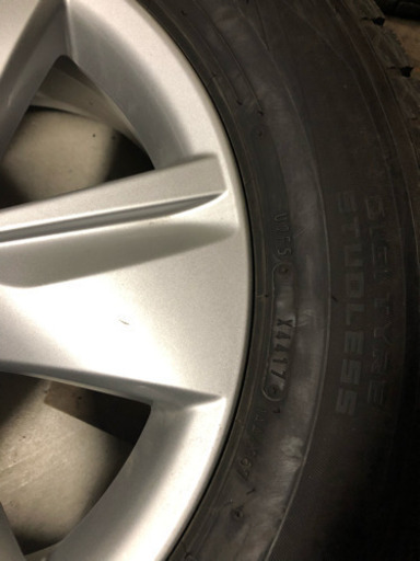 ほぼ未使用225/65R17アルミセット