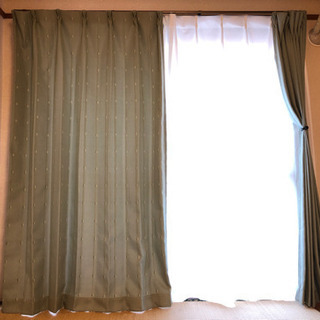 【中古】遮光カーテン グリーン2組