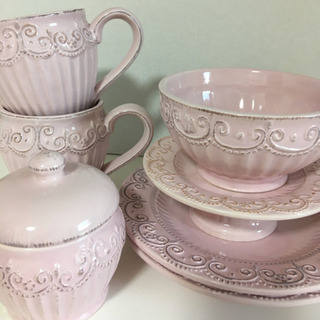 アンティーク風ティーセット (ピンク)の画像