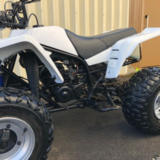 ATV バギー YAMAHA YF200 の画像