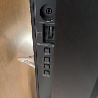 【値下げ】TVとTV掛け台セットで。の画像