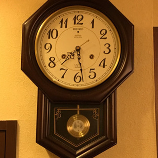 SEIKO！昭和レトロなのに電波時計！