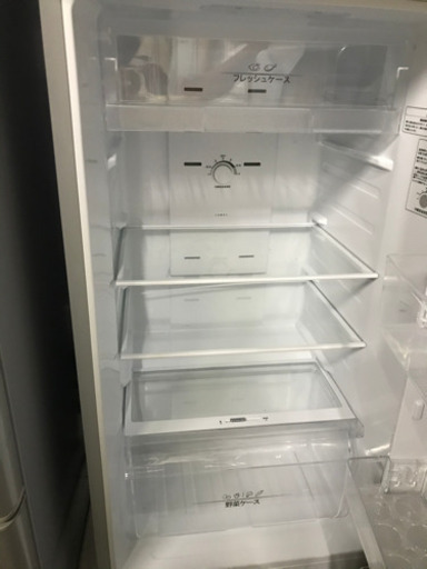 超お薦め品‼️ Hisense 冷蔵庫 227L 2018年 ②