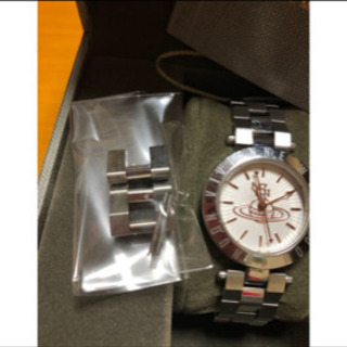 ヴィヴィアンオーブ時計の画像