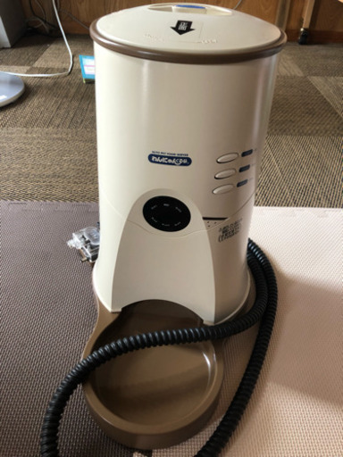 ペット自動給餌器 餌やり器