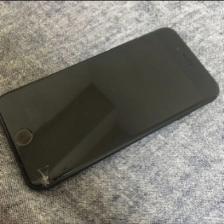 iPhone7 ブラック 32g docomoの画像