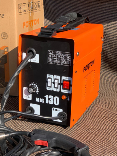 ノンガス半自動 アーク溶接機 MIG130 単相200V (50/60Hz)