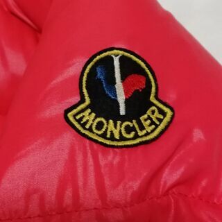 ☆モンクレール/MONCLERのリバーシブルダウンジャケットです。の画像