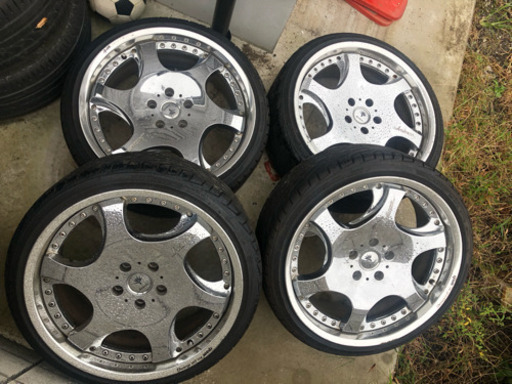 バズレイア  19インチホイールタイヤ