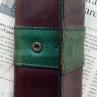 moquip モキップ　3つ折り　キーケース 中古  経年の色褪せありの画像