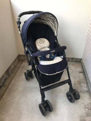 combi めちゃカルハンディオート4キャス エッグショック lotta