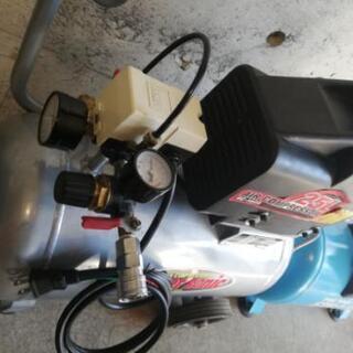 100v25リッタータンク エアーコンプレッサー ＆ 24リッターエアータンクの画像