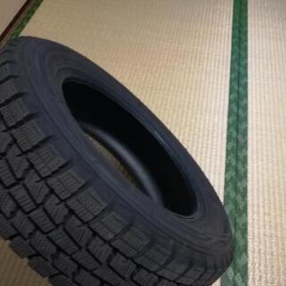 ダンロップ　スタッドレスタイヤ4本セットの画像