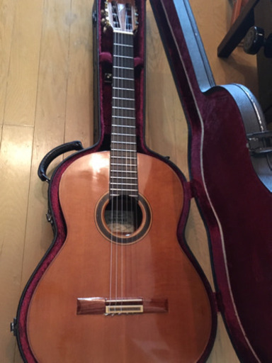 クラシックギター、ARANJUEZ 710定価10万円