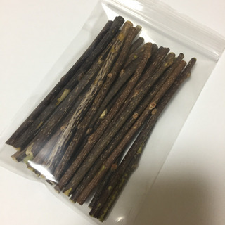 20本 猫用 歯ぎしり棒 純天然マタタビ 噛む おもちゃ またたびの木 歯クリーニングスティック ストレス解消 肥満解消の画像