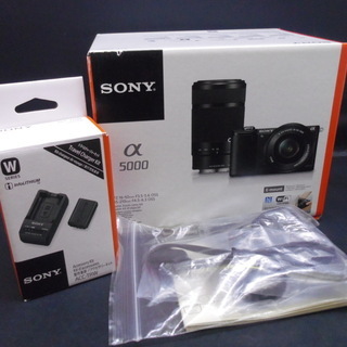 即決 追加付属多数!! 極美品 SONY ソニー デジタル一眼カメラ α5000 ダブルズームレンズキット 一眼レフ デジタルカメラの画像