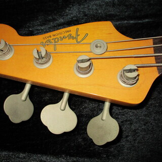 Fender Japan プレシジョンベース Fender JAPAN プレシジョンベース
